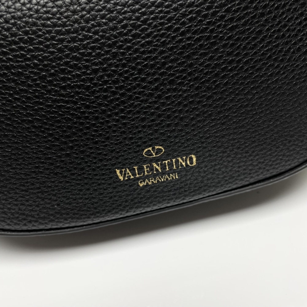 Valentino Garavani VLogo Moon Medium Grainy Hobo Bag With Chain Black 29Cm 4W0B0N59Jdk 0No