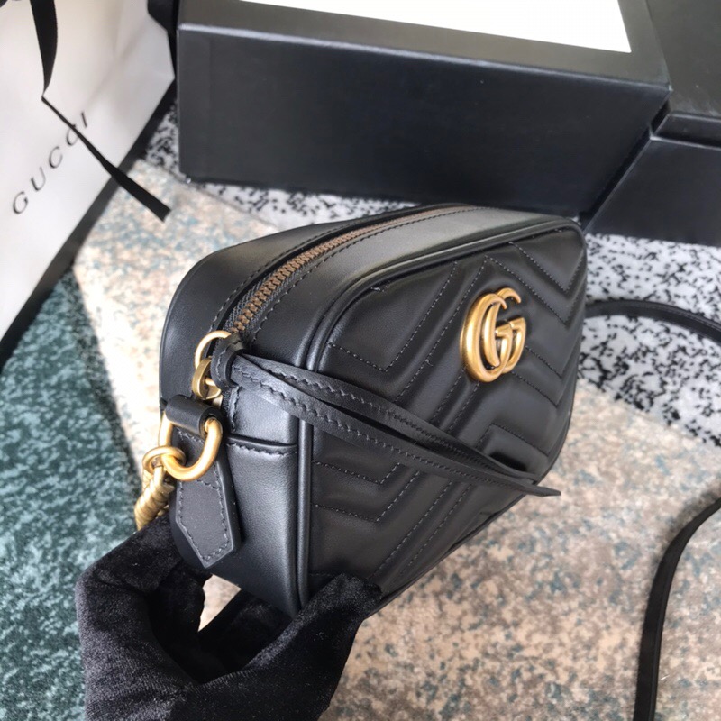 Gucci Marmont Small Matelasse Shoulder Bag Black 24cm 447632 DTD1T 1000