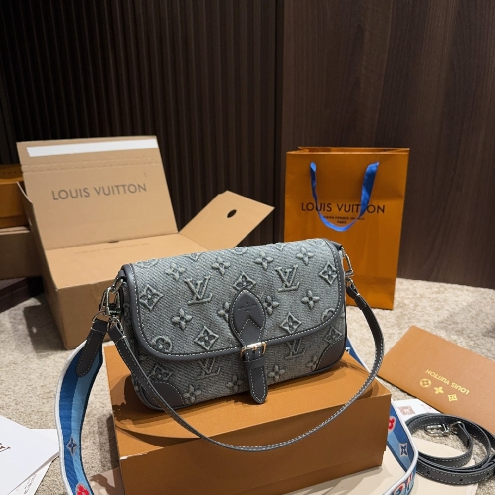 Louis Vuitton Diane Monogram Denim Blue 24Cm