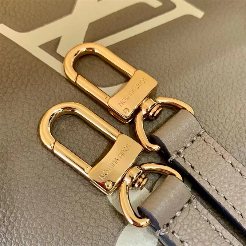Louis Vuitton LV OnTheGo East West M46653 Beige 25cm