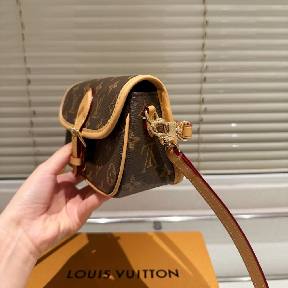 Louis Vuitton Nano Diane Bag Brown 18Cm M83298