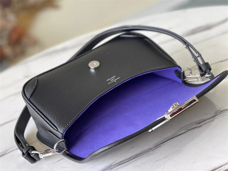 Louis Vuitton Buci 24Cm Black