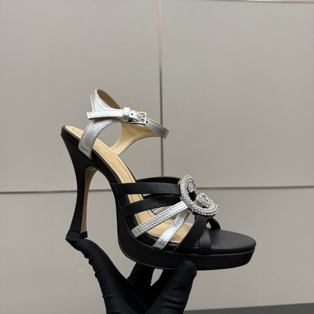 Gucci Women Pump With Crystal Interlocking G Black 852355 Aafsh 8142