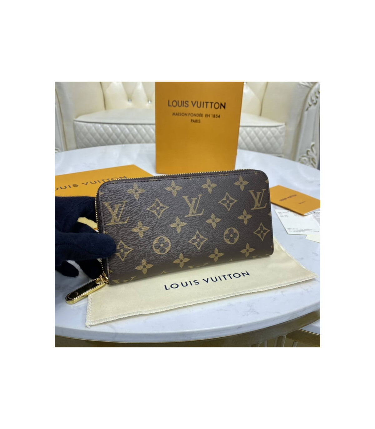 Louis Vuitton Monogram Zippy Wallet Red