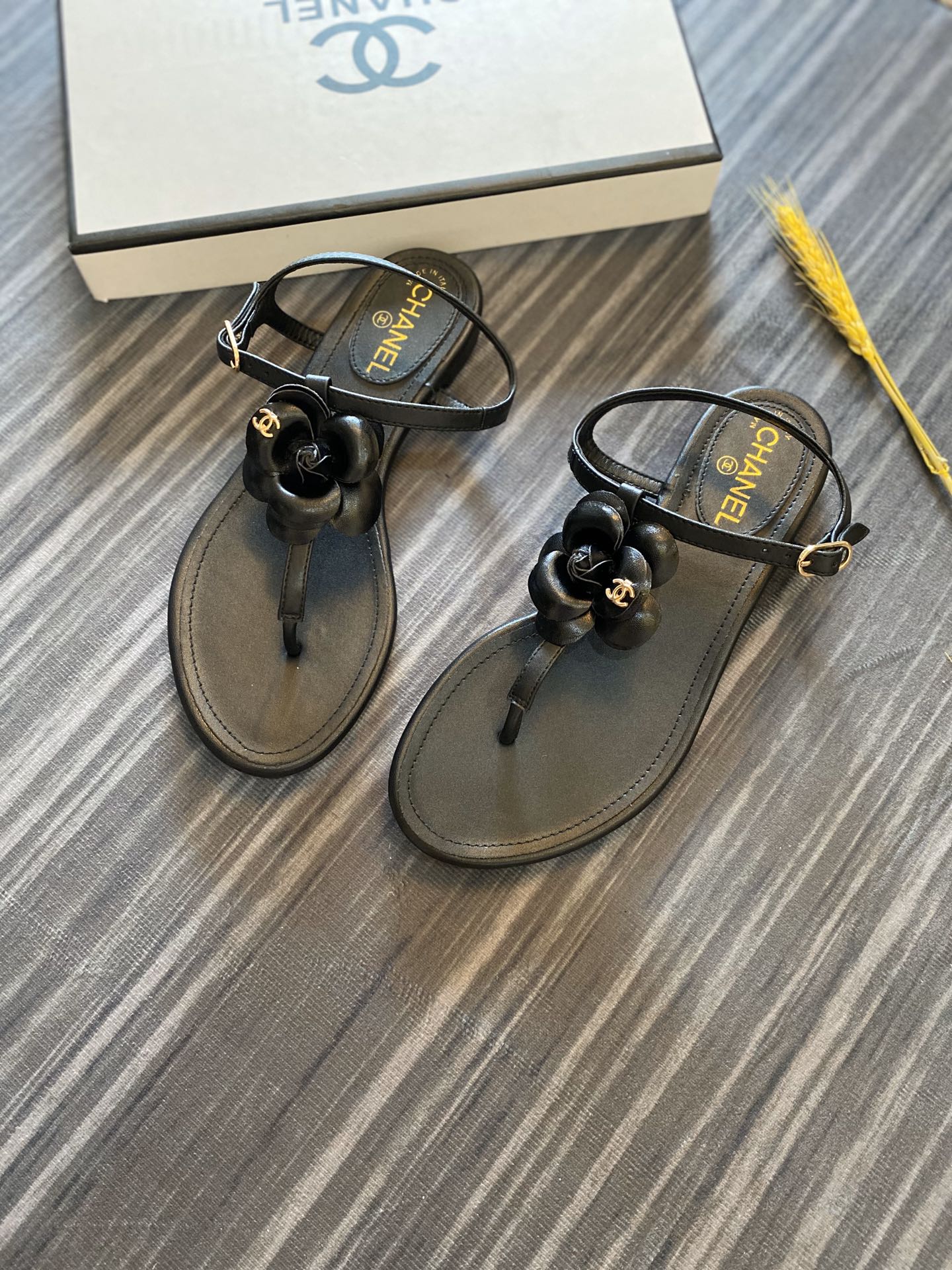 CHANEL JELLY BLACK RUBBER CAMELLIA SANDALS BLACK