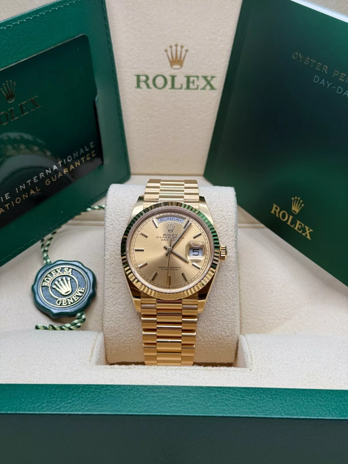 【Super Clone】RLX  Day-Date 36mm 128238-0045 Champagne Dial Yellow Gold President Bracelet Watch