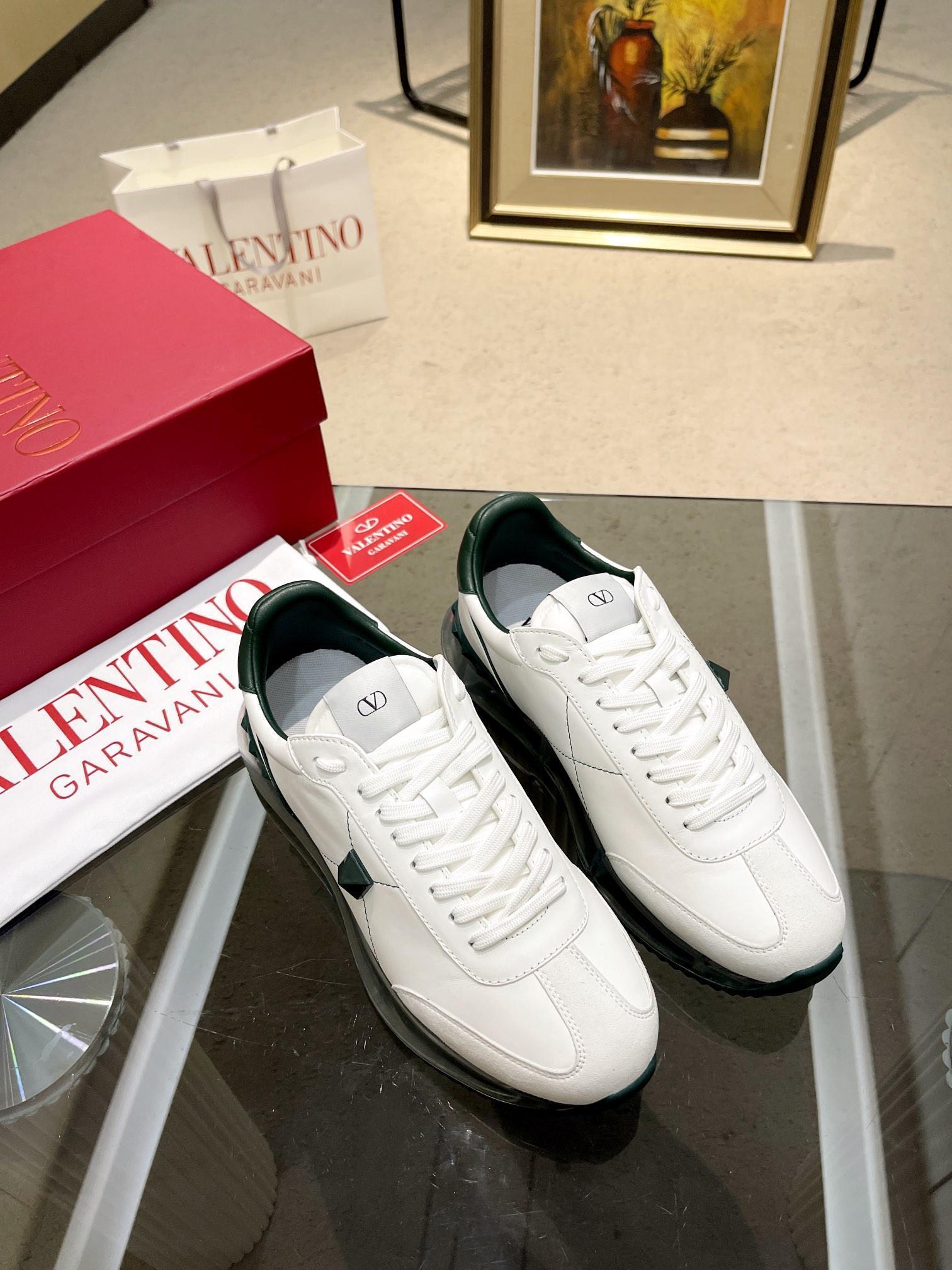 Valentino Sneakers
