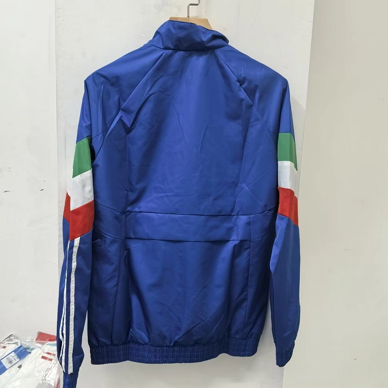 Windbreaker Italy