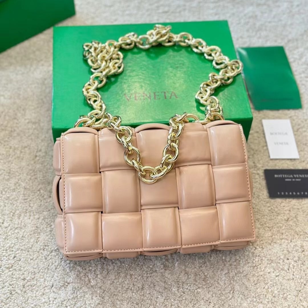 Bottega Veneta Chain Bag In 26Cm