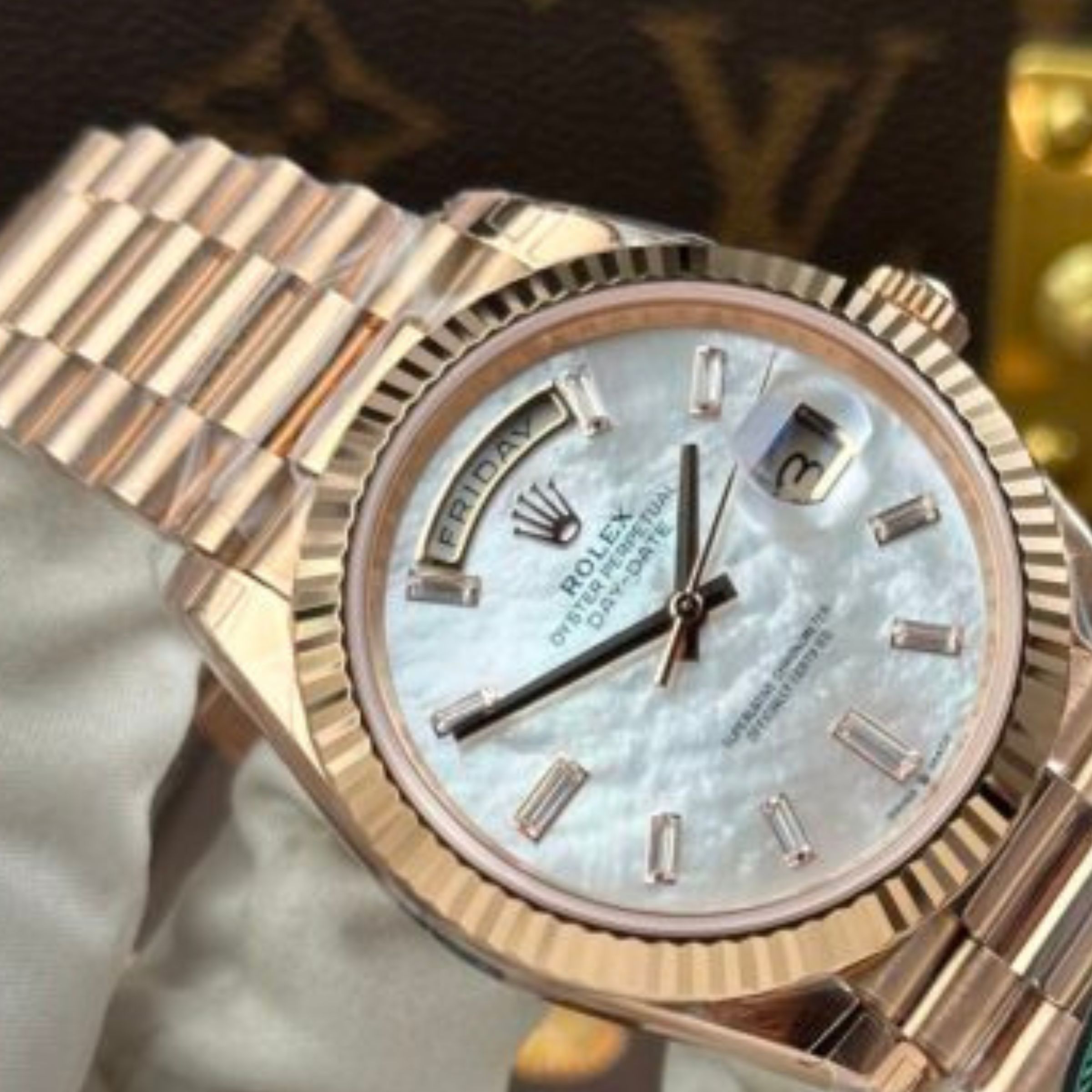 [Superclone] Rolex Day-Date 40mm Mother – Of – Pearl Dial President 228235