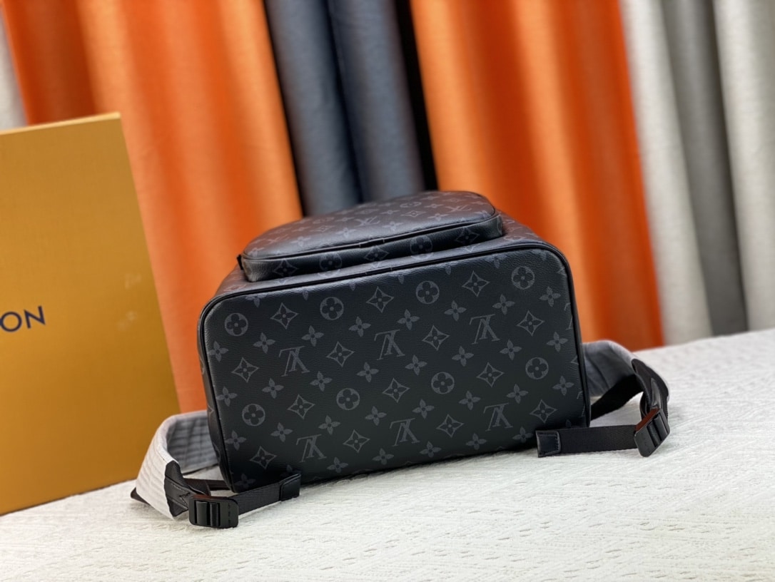 Louis Vuitton Montsouris Backpack Black 40Cm M46683