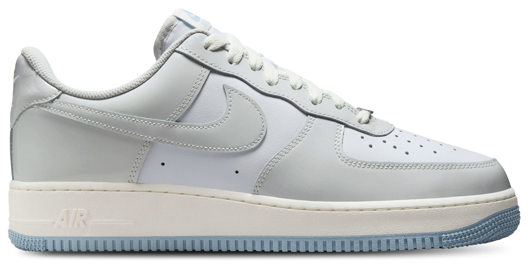 Nike Air Force 1 07 FL