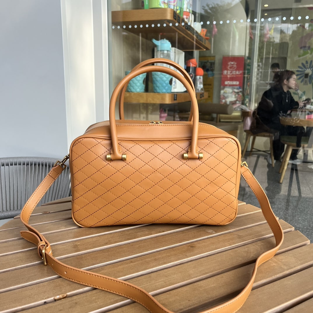 Saint Laurent Lyia Duffle In Quilted Brown 31Cm