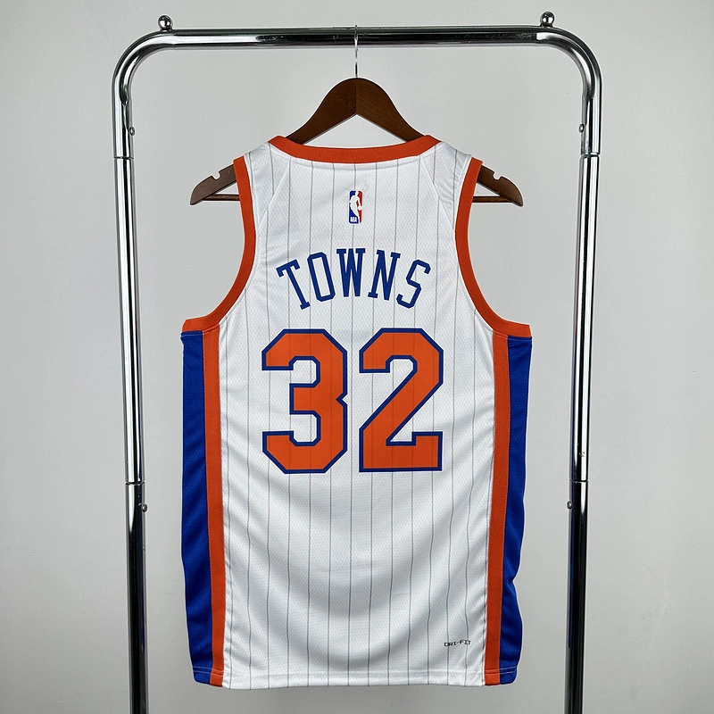 2025 NBA New York Knicks 32 TOWNS Basketball Jersey