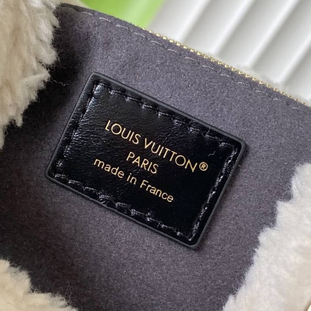 Louis Vuitton Carryall BB Monogram Brown 26cm M26568