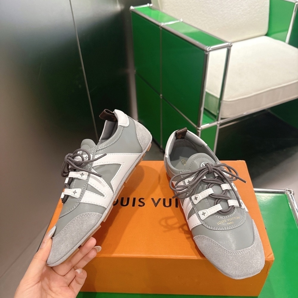 Louis Vuitton Sneakerina Light Gray 1Aivmx