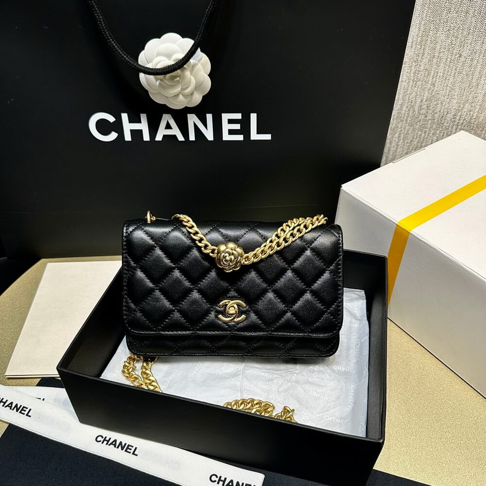 Chanel Camellia Crush Wallet On Chain Lambskin 19.2cm