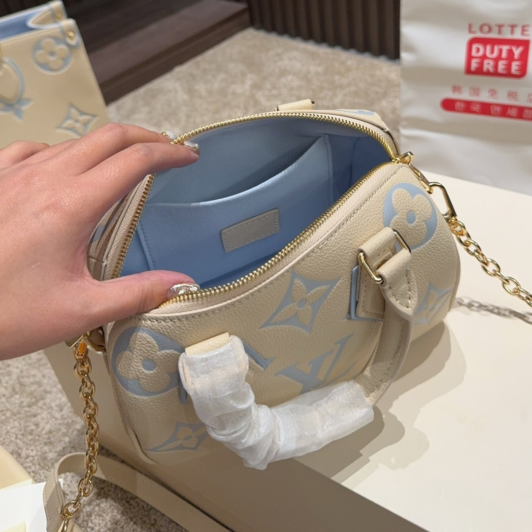 Louis Vuitton Speedy Bandoulière 20 Candy Blue 20Cm M46883