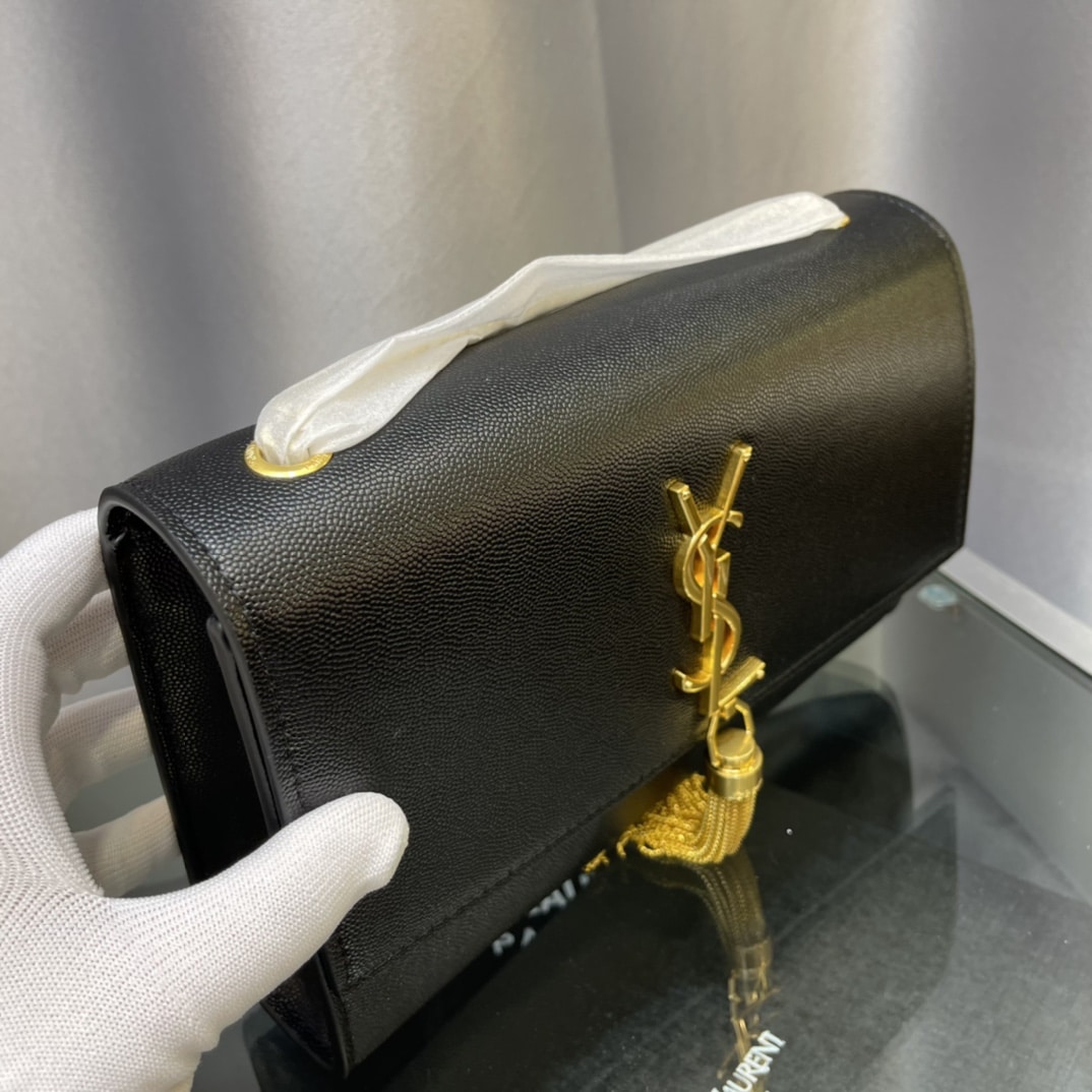 Saint Laurent Kate Medium Chain Bag With Tassel In Grain De Poudre Embossed Leather