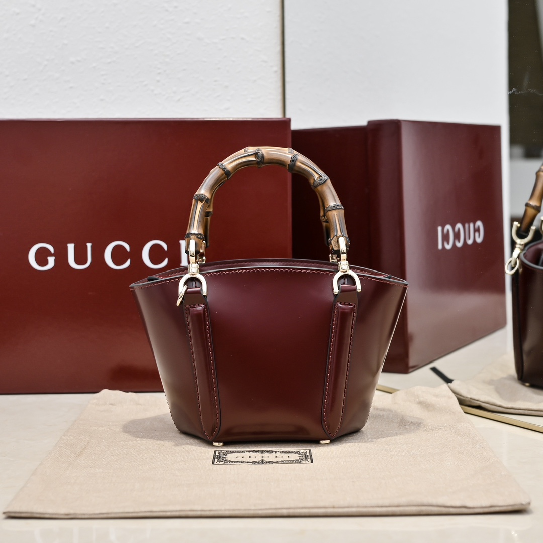 GUCCI Bamboo Shopper Tote