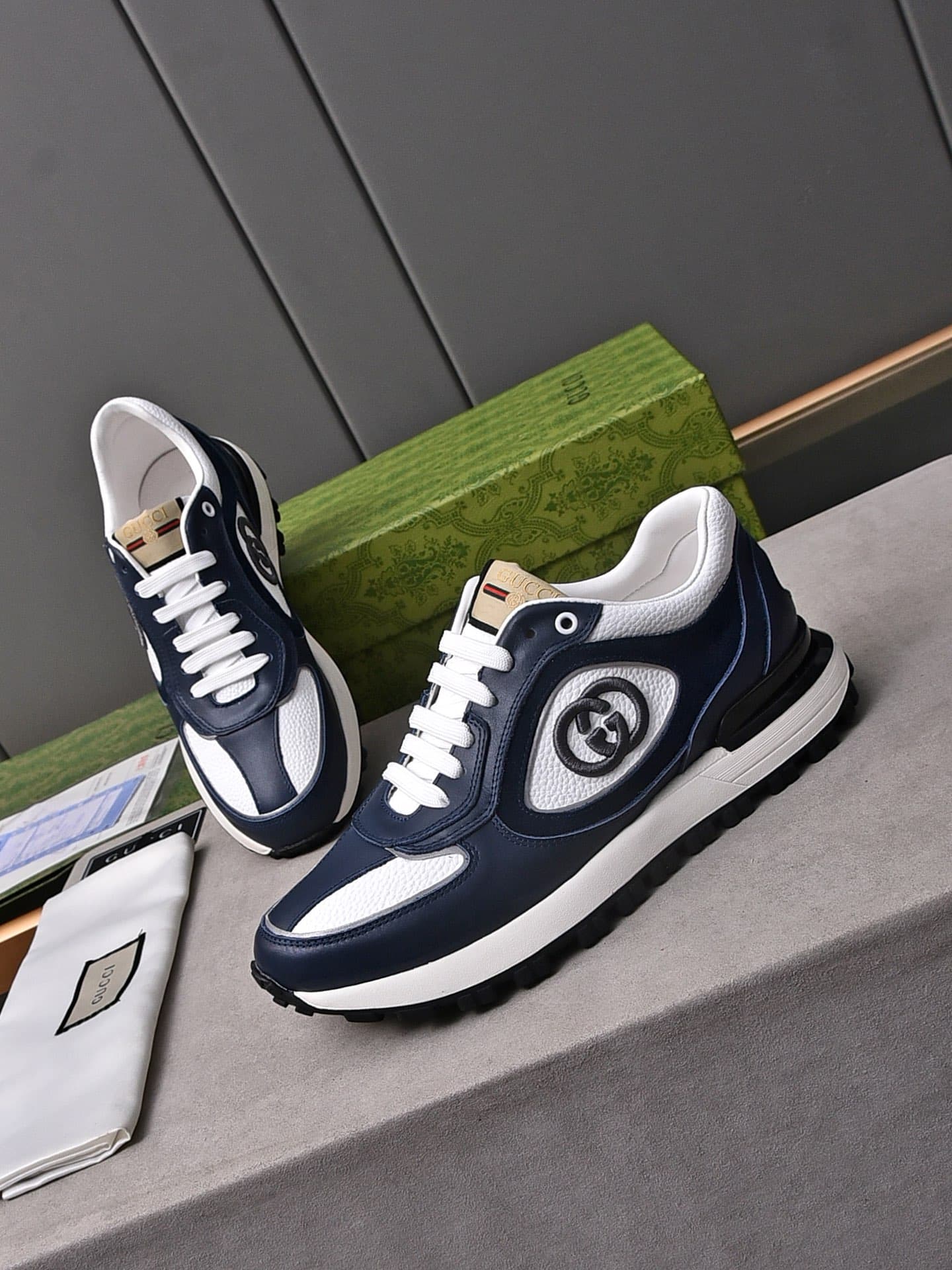 Gucci Double G Men’S Run Sneaker Blue