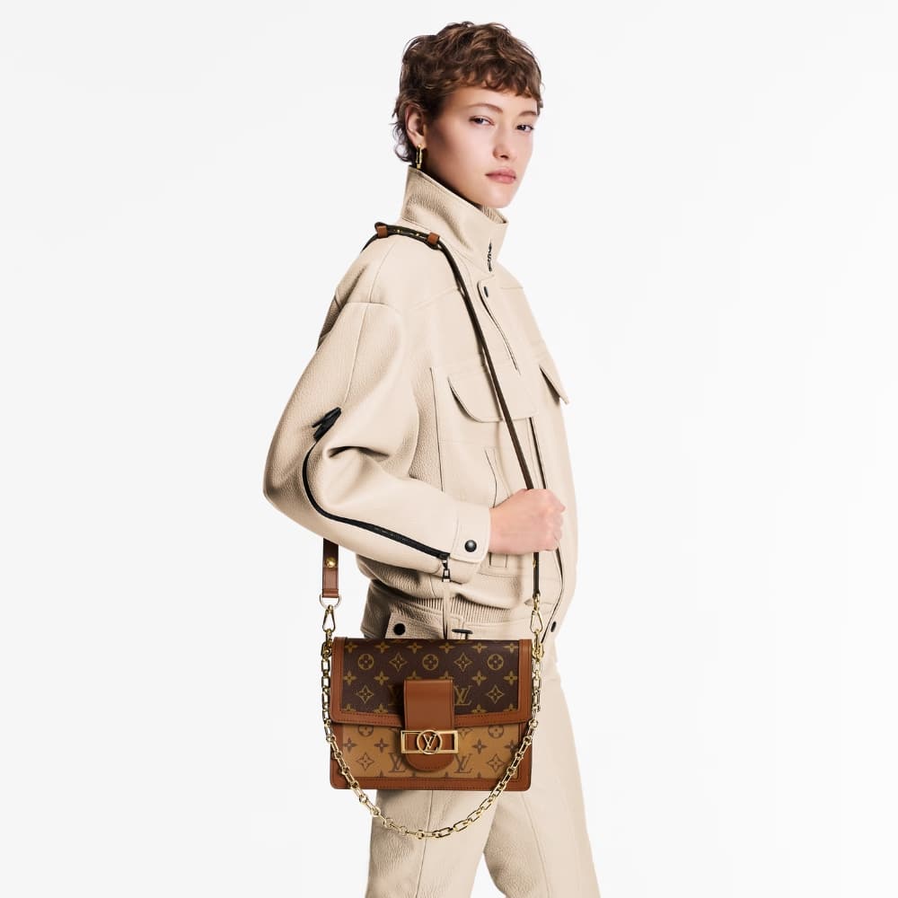 Louis Vuitton Dauphine MM Monogram Reverse 25Cm M45958