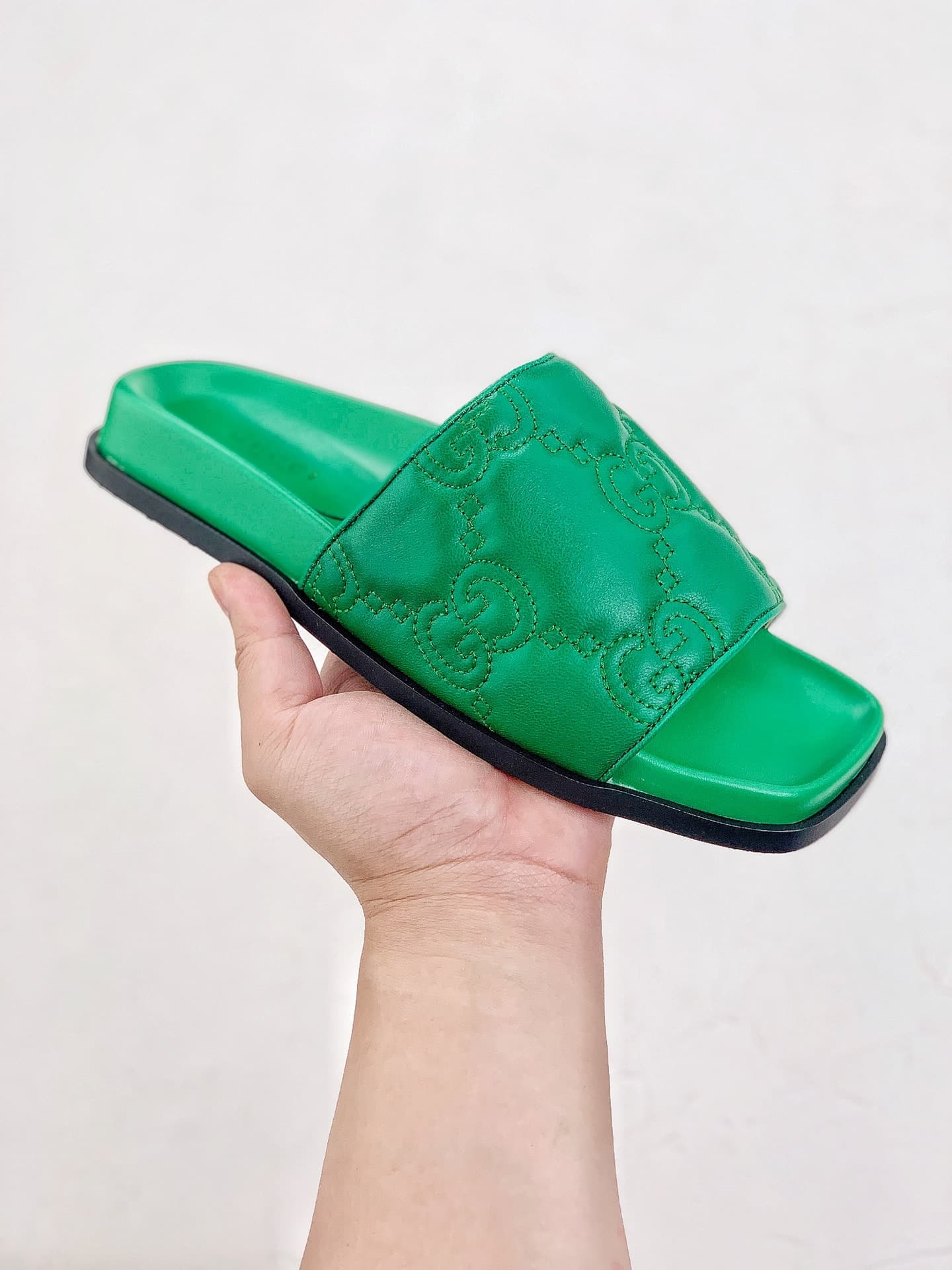 Gucci Womens Gg Matelasse Slide Green