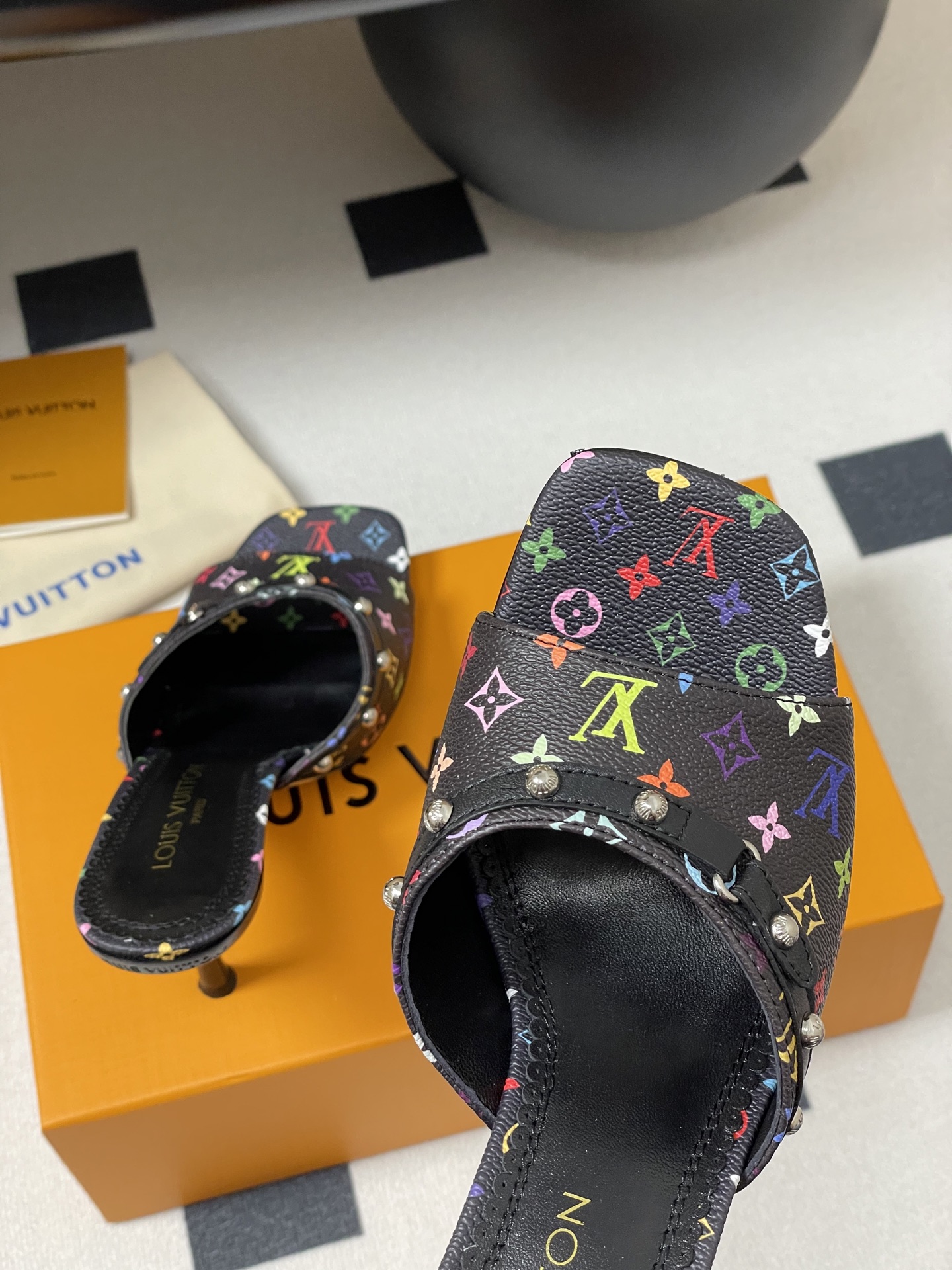 Louis Vuitton LV x TM 6AM Mule 1AGWT2 Black