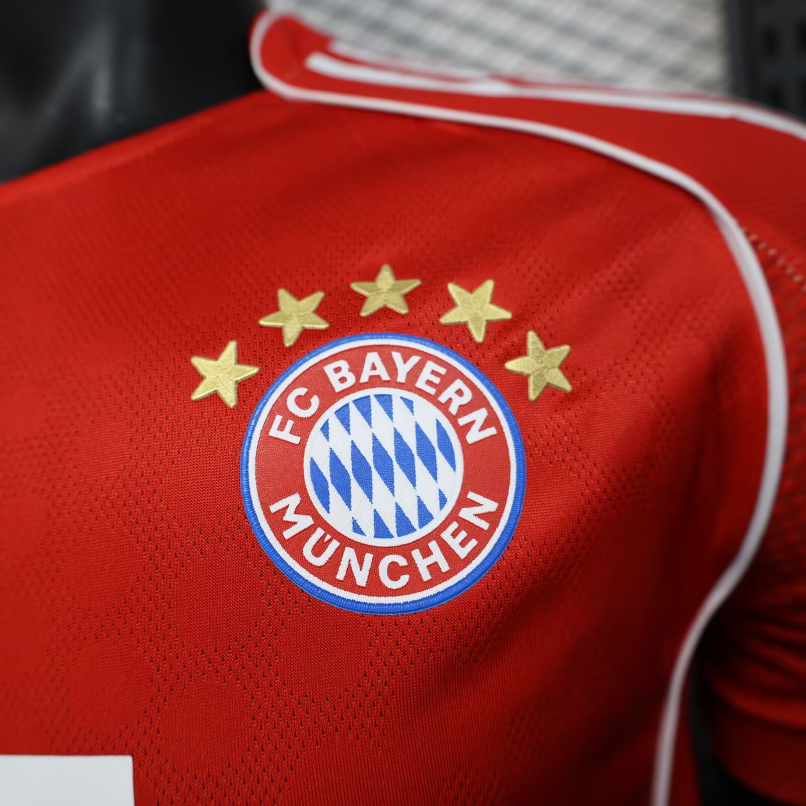 2025/2026 Player Version Bayern Munich Home Football Jersey 1:1 Thai Quality