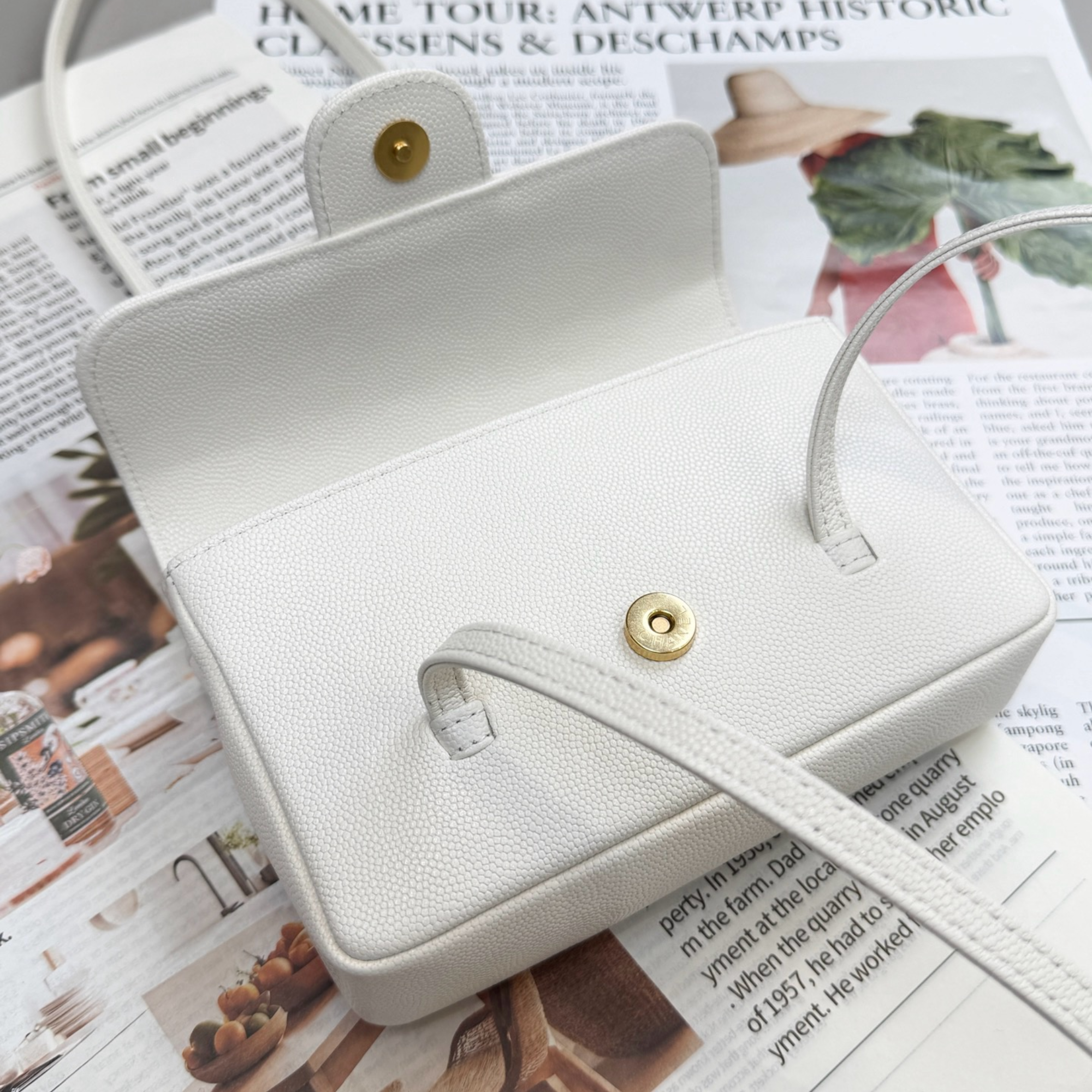 Chanel Clutch White Bag 17cm/6.7in
