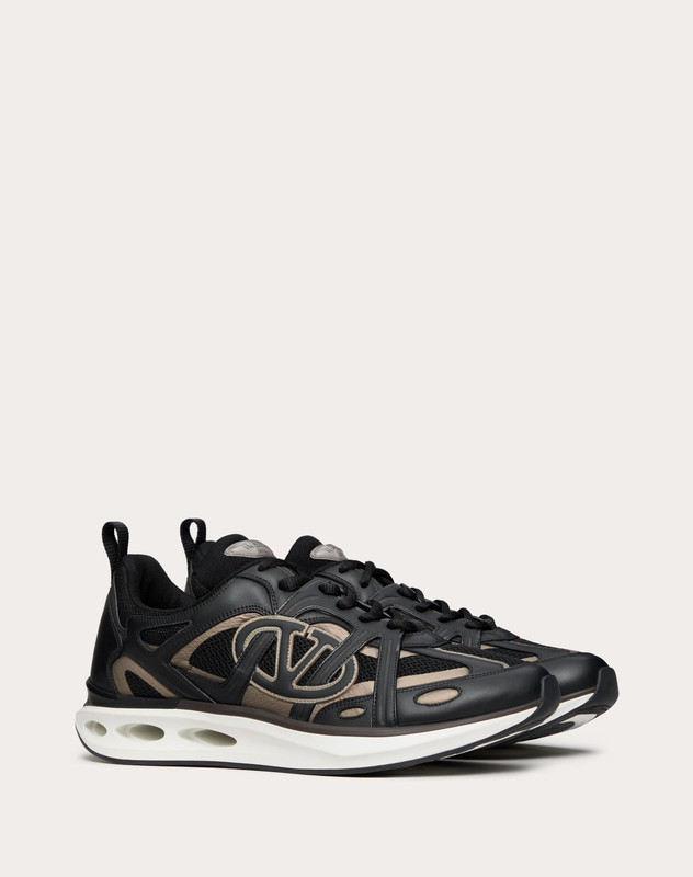 VALENTINO VLOGO EASYJOG LOW-TOP SNEAKER IN CALFSKIN AND FABRIC