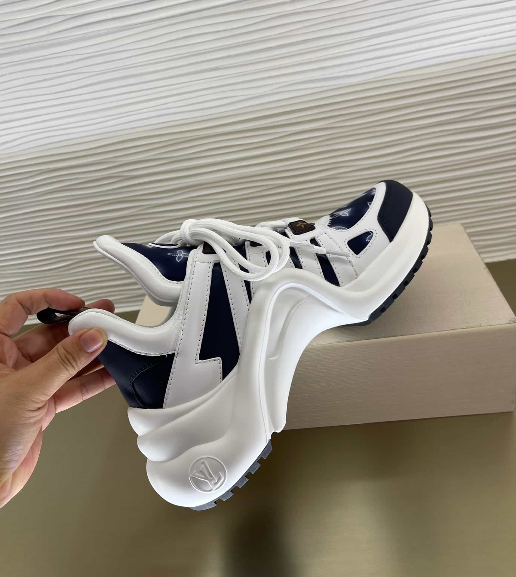 Louis Vuitton Archlight Sneaker Dark Blue 1A9Rx9
