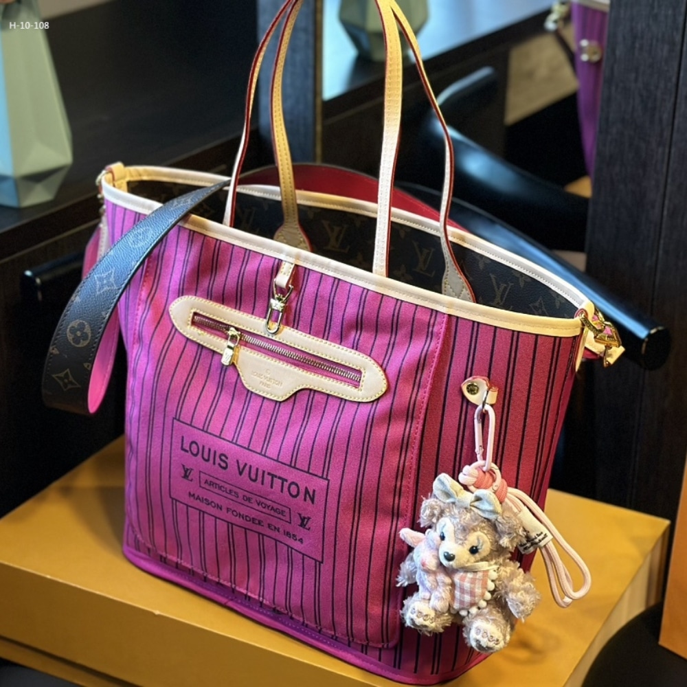 Louis Vuitton Neverfull Bandoulière Inside Out Monogram Rose Pondichery 33Cm M12257