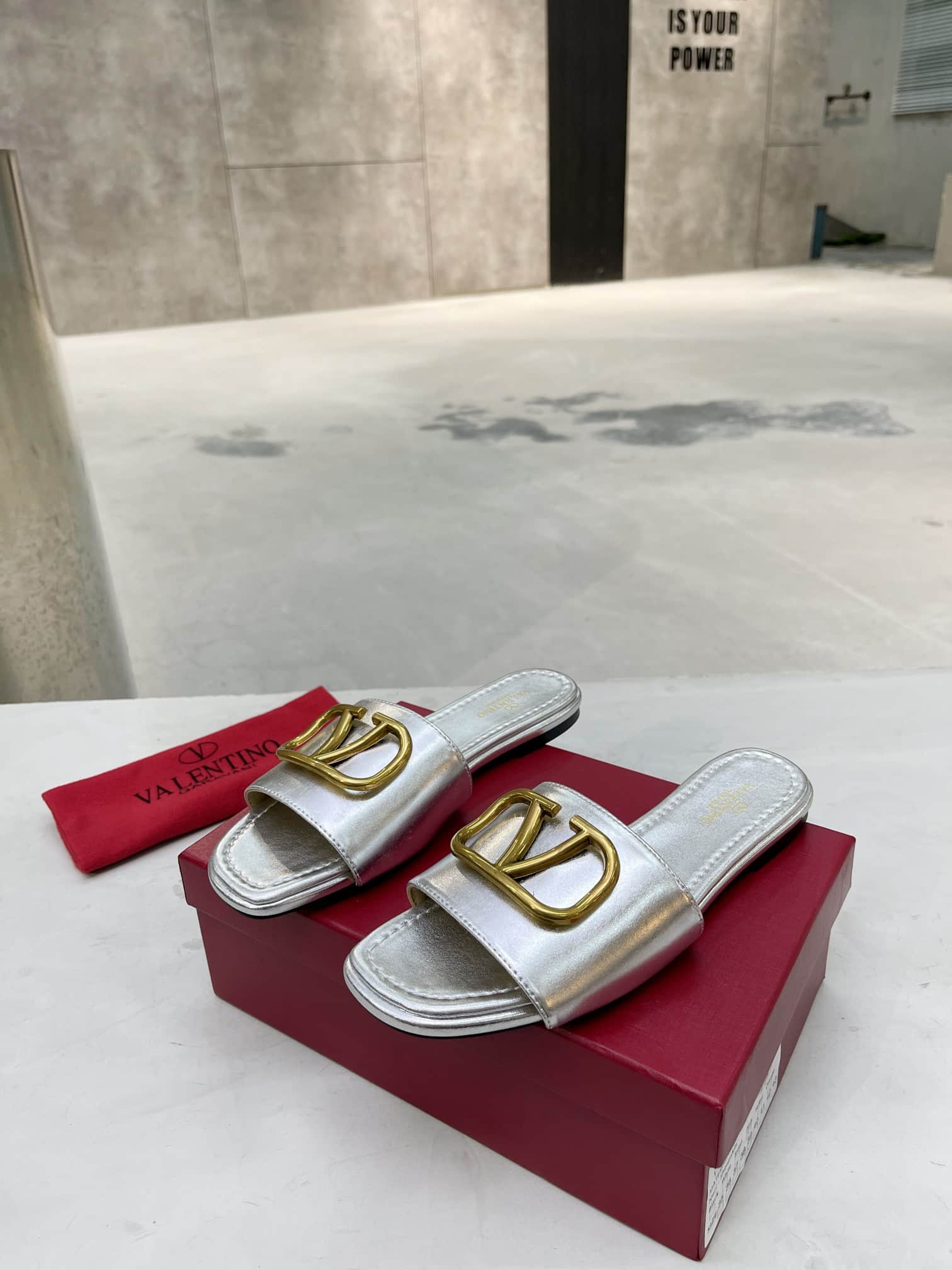 Valentino Garavani VLogo Signature Slide Sandal Silver