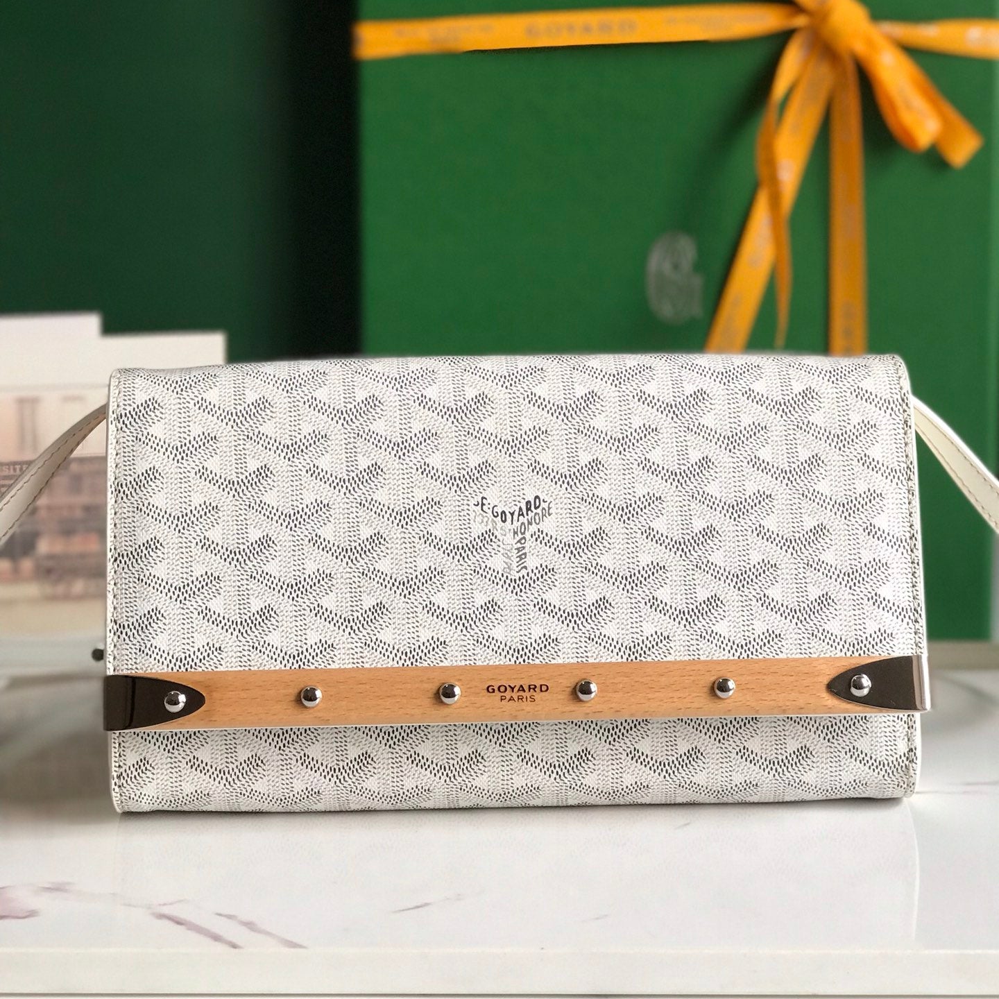 Goyard Monte-Carlo Pm Clutch 25 Cm White Goyardine Canvas