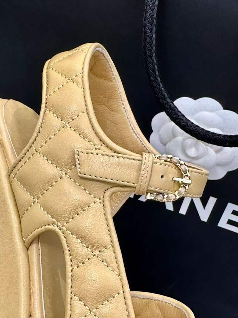 Chanel Quilted Sandals Beige G39918