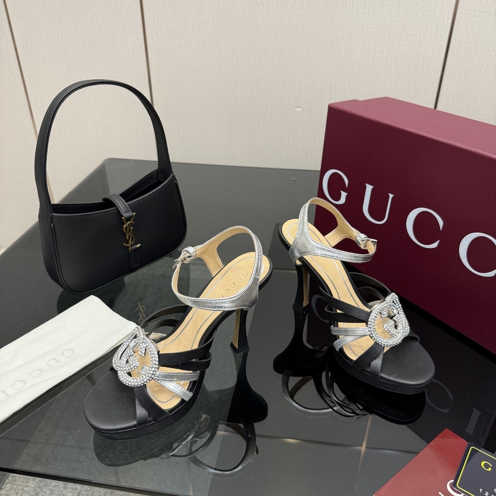 Gucci Women Pump With Crystal Interlocking G Black 852355 Aafsh 8142