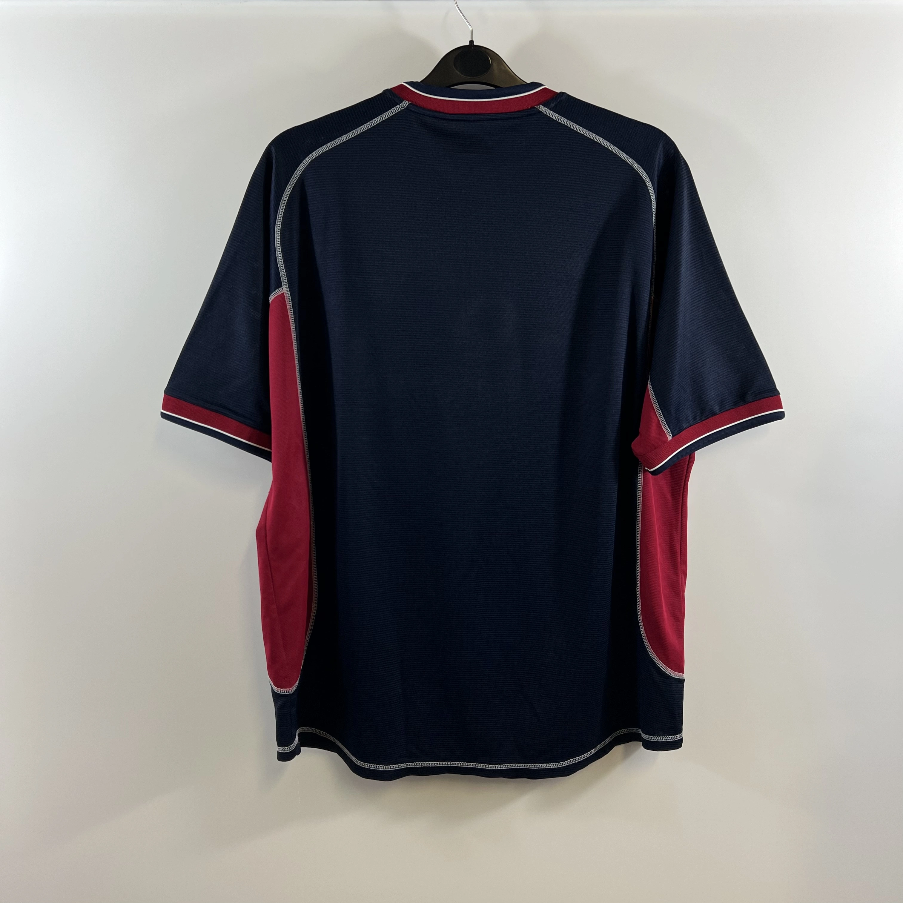 Retro 2000-01 Manchester United 2 Away Football jersey retro