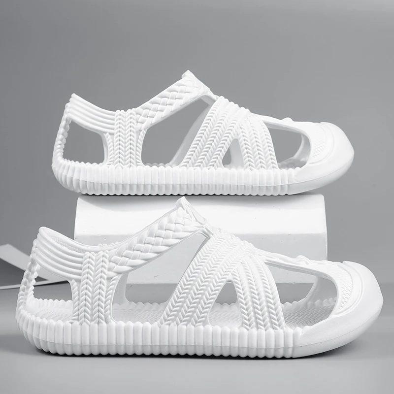 Straw Sandals Comfty Breathable cavernous shoes Men Slippers Summer Eco-friendly Flip Flop Casual Slip on Shoes Men EVA Slippers
