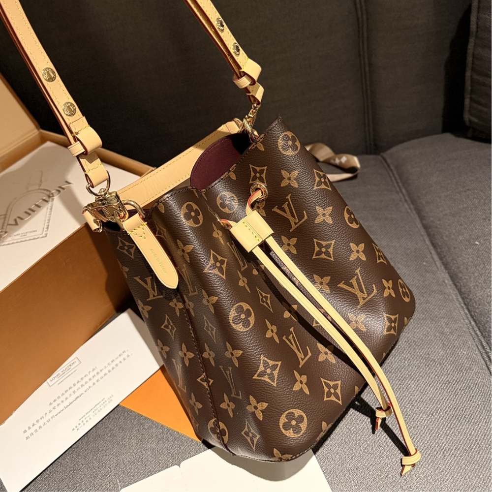 Louis Vuitton Neonoe Bb Bag Monogram Brown 20Cm M46581
