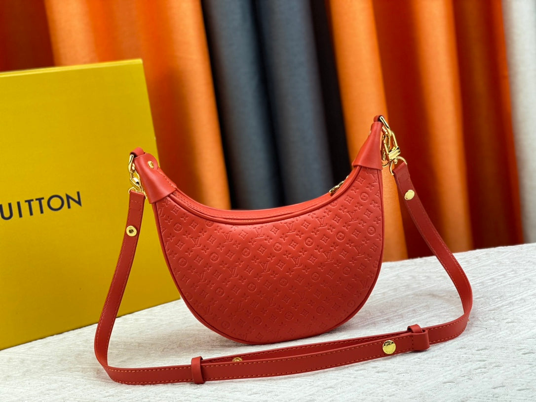 Louis Vuitton Loop Baguette Bag Red 23Cm M22594