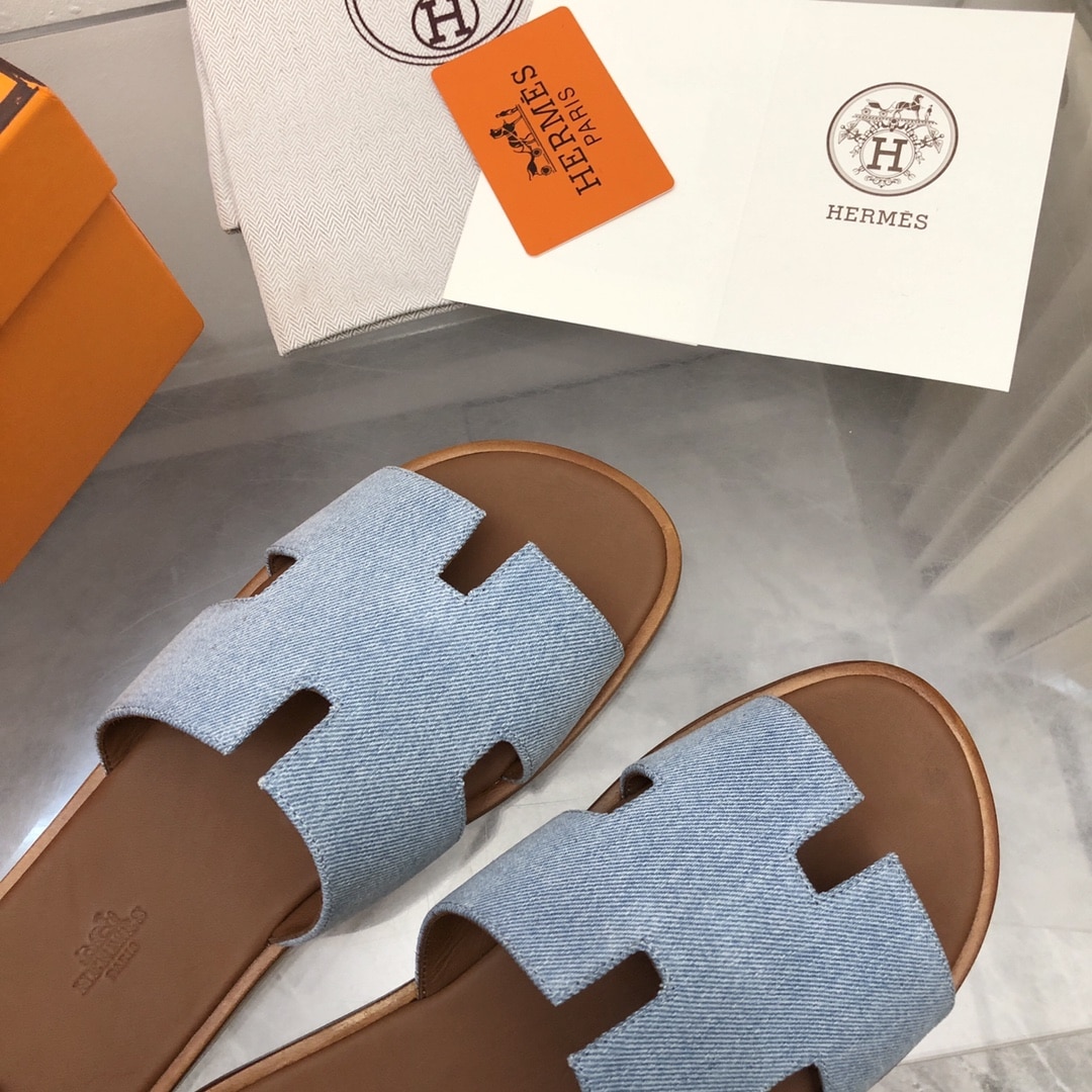 Hermes Izmir Sandal Bleu Clair