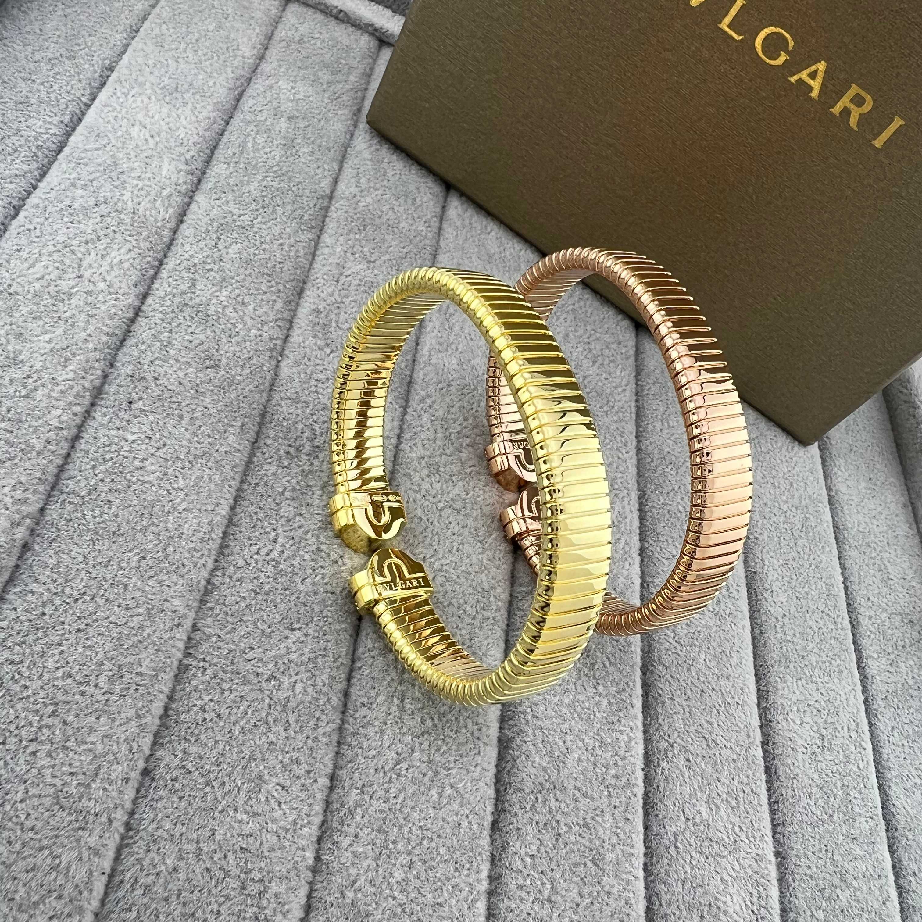 Spring bracelet
