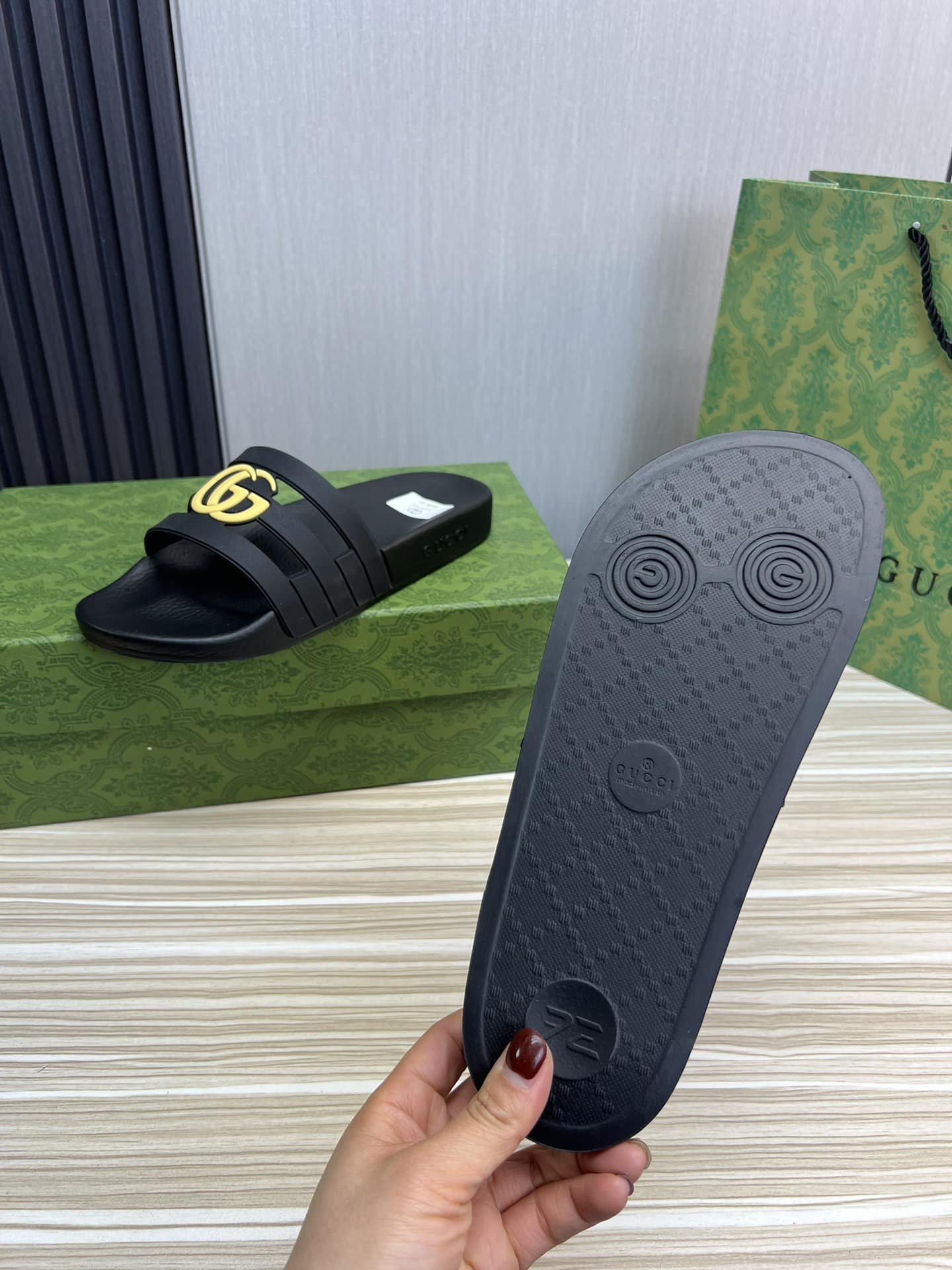 Gucci Slippers Sandals Mules Summer With Gg Logo Yellow