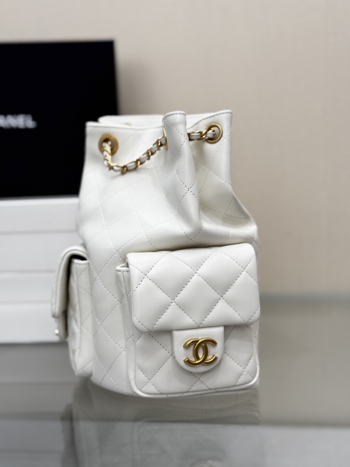 Drawstring Bucket Backpack（White）