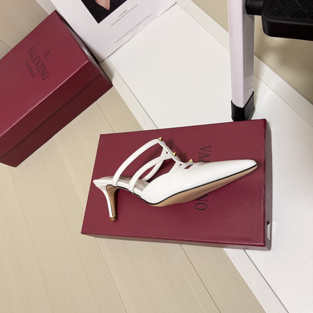 Valentino Garavani Rockstud Wispy Mule In Calfskin White 4W0S0Jb1Act 098