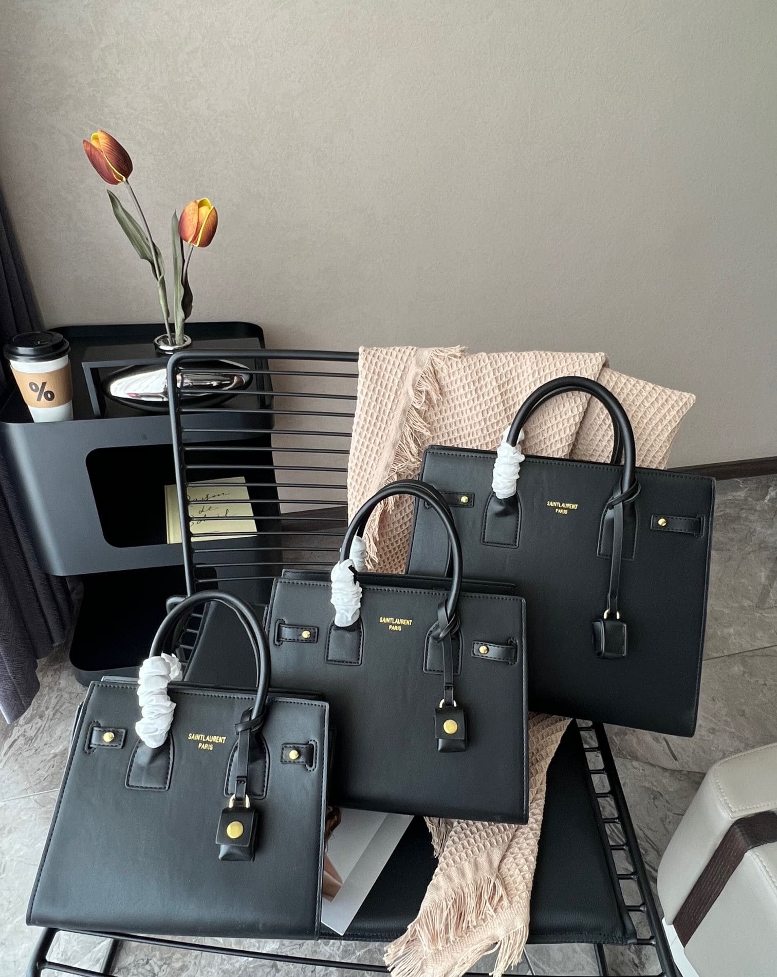 Saint Laurent Sac De Jour Supple Baby In Grained Leather 32Cm Black