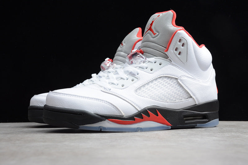 Jordan 5 Retro Fire Red Silver Tongue (2020)
