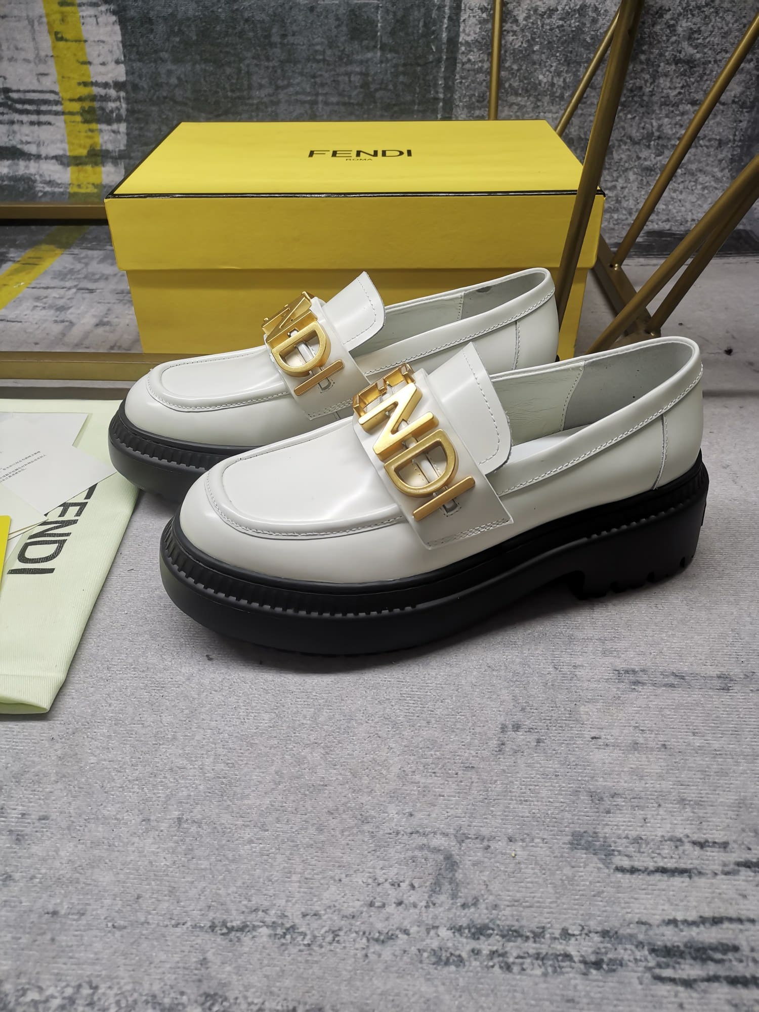 Fendigraphy Smooth Leather Loafers White 8D838369Ff1Iyw