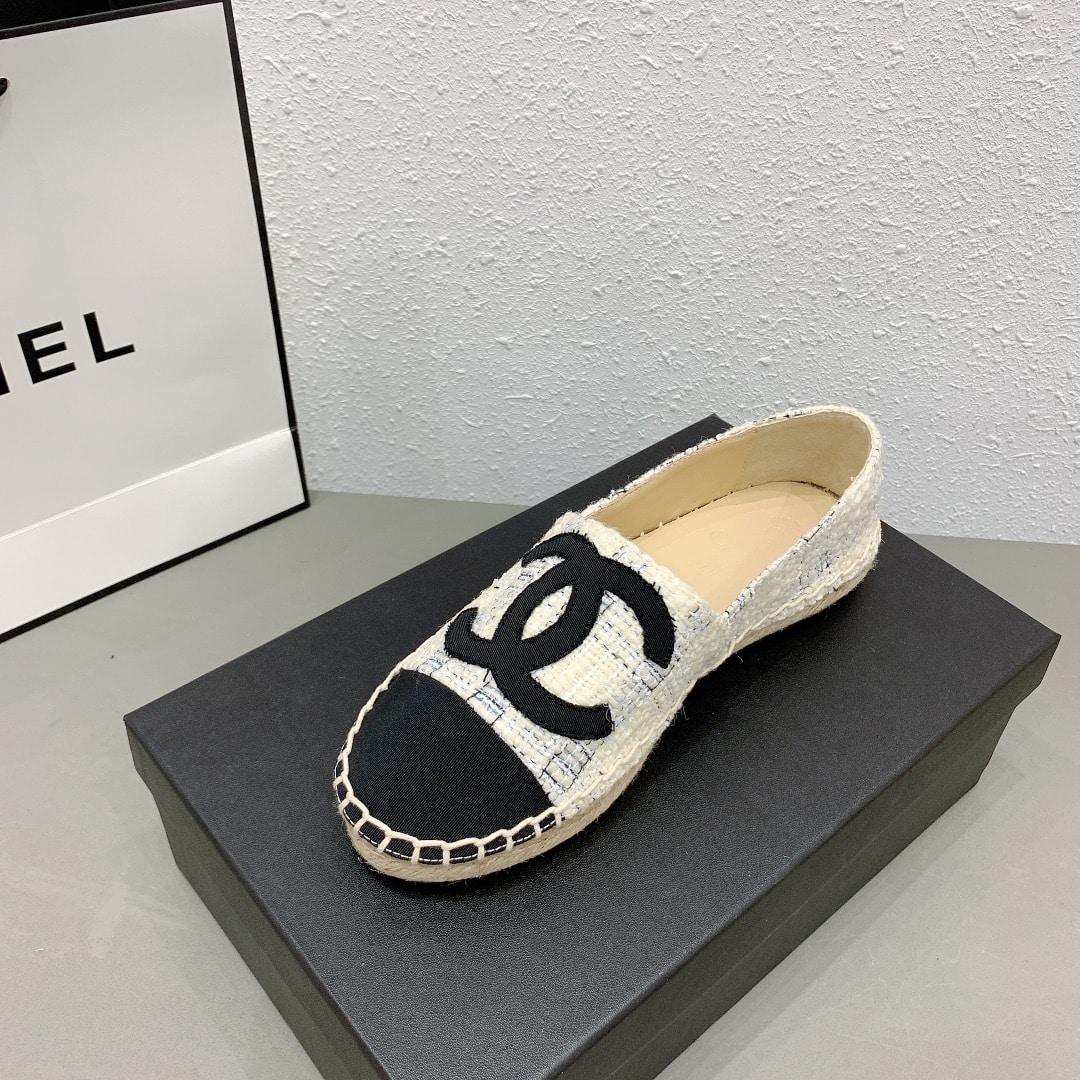 Chanel Tweed Cc Espadrilles Slip On White Blue Black